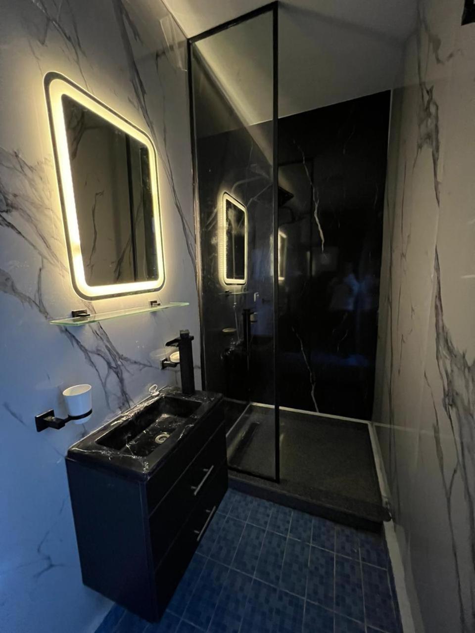 Apartment Mykhalil Luxury Lifestyle *